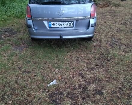 Серый Опель Астра, объемом двигателя 1.7 л и пробегом 225 тыс. км за 5200 $, фото 5 на Automoto.ua