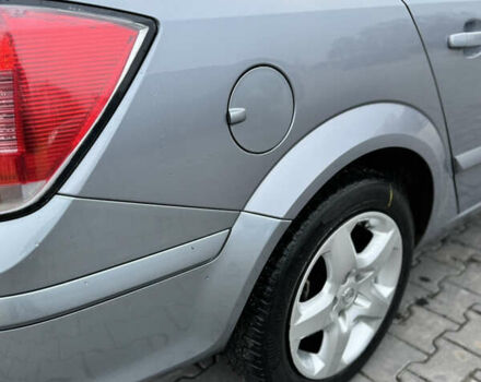 Серый Опель Астра, объемом двигателя 1.8 л и пробегом 211 тыс. км за 4499 $, фото 17 на Automoto.ua