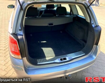 Серый Опель Астра, объемом двигателя 1.6 л и пробегом 228 тыс. км за 5400 $, фото 11 на Automoto.ua