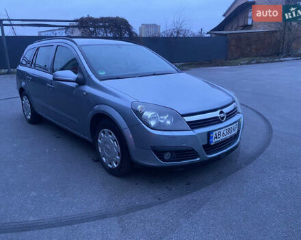 Серый Опель Астра, объемом двигателя 1.6 л и пробегом 227 тыс. км за 5000 $, фото 8 на Automoto.ua
