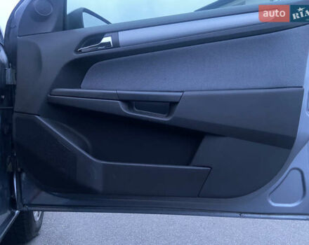 Серый Опель Астра, объемом двигателя 1.6 л и пробегом 227 тыс. км за 5000 $, фото 20 на Automoto.ua