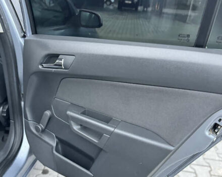 Серый Опель Астра, объемом двигателя 1.8 л и пробегом 211 тыс. км за 4499 $, фото 63 на Automoto.ua