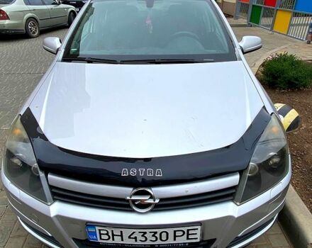 Серый Опель Астра, объемом двигателя 1.7 л и пробегом 270 тыс. км за 5000 $, фото 1 на Automoto.ua