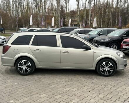 Серый Опель Астра, объемом двигателя 1.7 л и пробегом 292 тыс. км за 4900 $, фото 7 на Automoto.ua