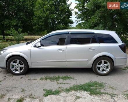 Опель Астра 2005 в Кропивницком (Кировограде) на Automoto.ua Серый Опель Астра, объемом двигателя 1.91 л и пробегом 286 тыс. км за 5500 $, фото 2 на Automoto.ua