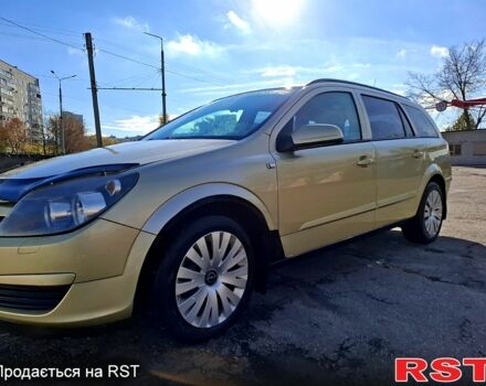 Серый Опель Астра, объемом двигателя 1.6 л и пробегом 244 тыс. км за 5000 $, фото 2 на Automoto.ua