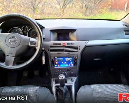 Серый Опель Астра, объемом двигателя 1.6 л и пробегом 244 тыс. км за 5000 $, фото 6 на Automoto.ua