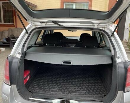 Серый Опель Астра, объемом двигателя 1.6 л и пробегом 221 тыс. км за 5550 $, фото 9 на Automoto.ua