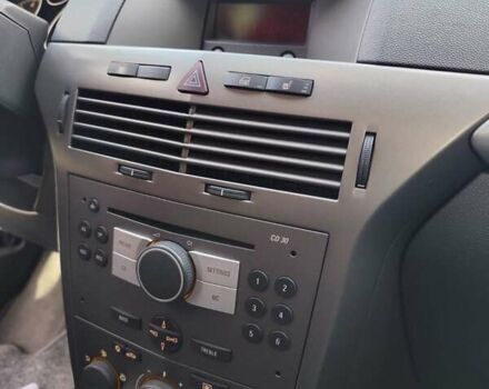 Серый Опель Астра, объемом двигателя 1.8 л и пробегом 286 тыс. км за 5400 $, фото 16 на Automoto.ua