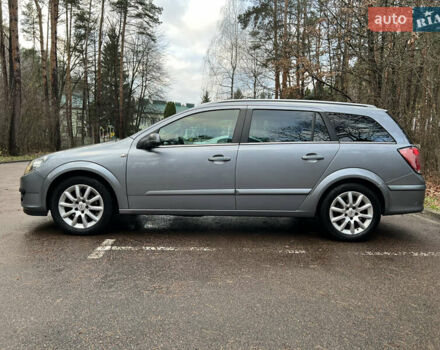 Серый Опель Астра, объемом двигателя 1.8 л и пробегом 300 тыс. км за 5800 $, фото 5 на Automoto.ua