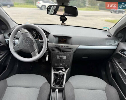 Сірий Опель Астра, об'ємом двигуна 1.8 л та пробігом 210 тис. км за 4999 $, фото 39 на Automoto.ua