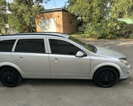 Сірий Опель Астра, об'ємом двигуна 1.7 л та пробігом 230 тис. км за 2450 $, фото 5 на Automoto.ua