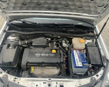 Серый Опель Астра, объемом двигателя 1.6 л и пробегом 223 тыс. км за 4750 $, фото 6 на Automoto.ua