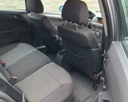 Опель Астра 2005 в Житомире на Automoto.ua Серый Опель Астра, объемом двигателя 1.6 л и пробегом 350 тыс. км за 3750 $, фото 10 на Automoto.ua