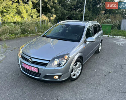 Сірий Опель Астра, об'ємом двигуна 1.8 л та пробігом 211 тис. км за 4999 $, фото 4 на Automoto.ua