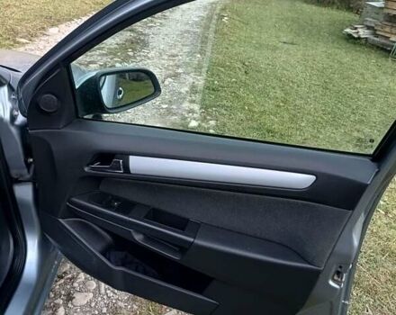 Серый Опель Астра, объемом двигателя 1.4 л и пробегом 250 тыс. км за 4000 $, фото 15 на Automoto.ua