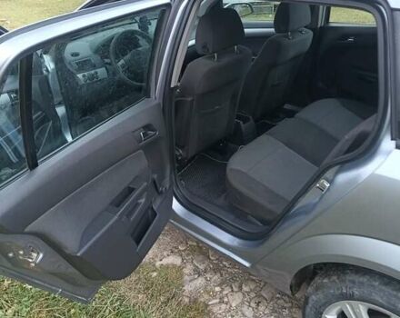 Серый Опель Астра, объемом двигателя 1.4 л и пробегом 250 тыс. км за 4000 $, фото 24 на Automoto.ua