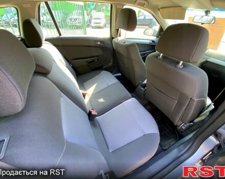 Серый Опель Астра, объемом двигателя 1.6 л и пробегом 228 тыс. км за 5400 $, фото 7 на Automoto.ua