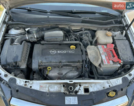 Серый Опель Астра, объемом двигателя 1.6 л и пробегом 190 тыс. км за 5000 $, фото 12 на Automoto.ua