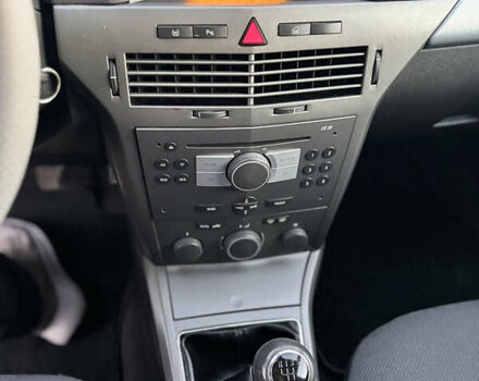 Сірий Опель Астра, об'ємом двигуна 1.8 л та пробігом 211 тис. км за 4799 $, фото 58 на Automoto.ua