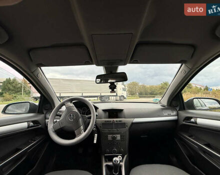 Сірий Опель Астра, об'ємом двигуна 1.8 л та пробігом 210 тис. км за 4999 $, фото 43 на Automoto.ua