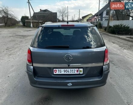 Серый Опель Астра, объемом двигателя 1.8 л и пробегом 250 тыс. км за 4500 $, фото 5 на Automoto.ua