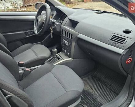 Сірий Опель Астра, об'ємом двигуна 1.6 л та пробігом 252 тис. км за 1700 $, фото 20 на Automoto.ua