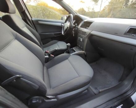 Серый Опель Астра, объемом двигателя 1.2 л и пробегом 250 тыс. км за 3650 $, фото 7 на Automoto.ua