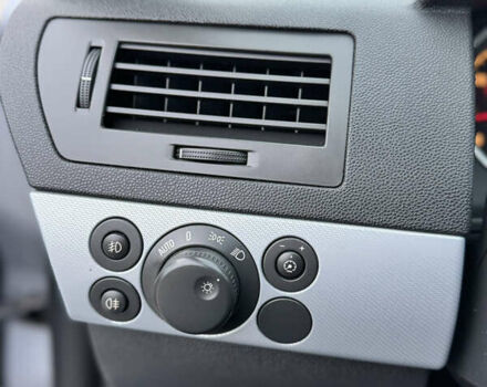 Серый Опель Астра, объемом двигателя 1.8 л и пробегом 211 тыс. км за 4499 $, фото 45 на Automoto.ua