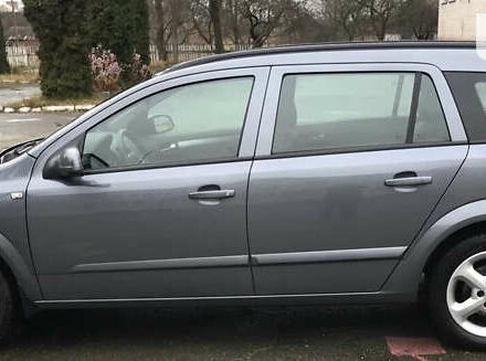 Серый Опель Астра, объемом двигателя 1.8 л и пробегом 246 тыс. км за 4700 $, фото 10 на Automoto.ua