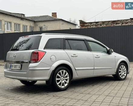 Серый Опель Астра, объемом двигателя 1.6 л и пробегом 215 тыс. км за 4300 $, фото 7 на Automoto.ua