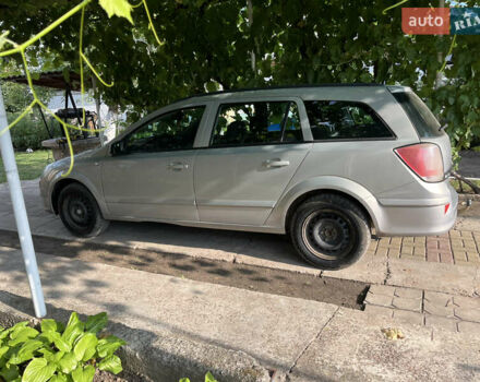 Серый Опель Астра, объемом двигателя 1.6 л и пробегом 291 тыс. км за 3200 $, фото 1 на Automoto.ua