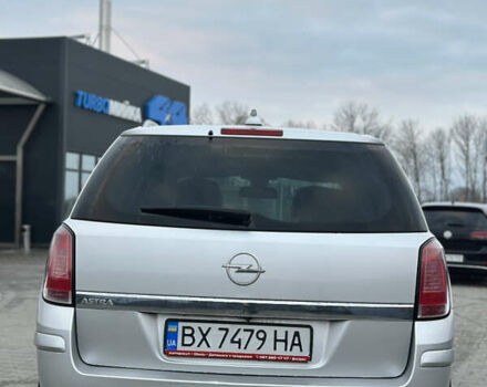 Серый Опель Астра, объемом двигателя 1.8 л и пробегом 192 тыс. км за 4899 $, фото 5 на Automoto.ua