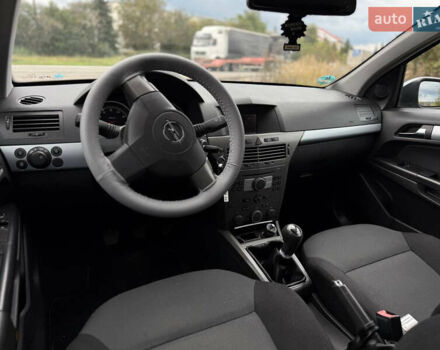 Сірий Опель Астра, об'ємом двигуна 1.8 л та пробігом 210 тис. км за 4999 $, фото 38 на Automoto.ua