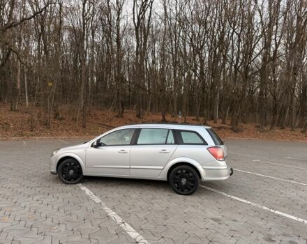 Сірий Опель Астра, об'ємом двигуна 1.7 л та пробігом 390 тис. км за 5000 $, фото 1 на Automoto.ua