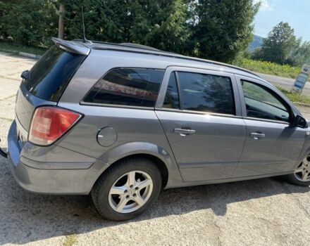 Серый Опель Астра, объемом двигателя 1.6 л и пробегом 350 тыс. км за 3600 $, фото 4 на Automoto.ua