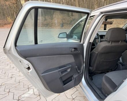 Сірий Опель Астра, об'ємом двигуна 1.7 л та пробігом 390 тис. км за 5000 $, фото 17 на Automoto.ua