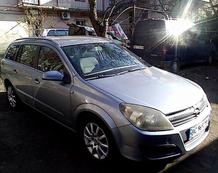 Серый Опель Астра, объемом двигателя 1.6 л и пробегом 390 тыс. км за 4000 $, фото 2 на Automoto.ua