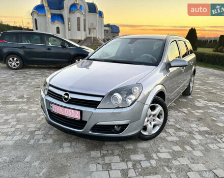 Сірий Опель Астра, об'ємом двигуна 1.8 л та пробігом 211 тис. км за 4799 $, фото 2 на Automoto.ua