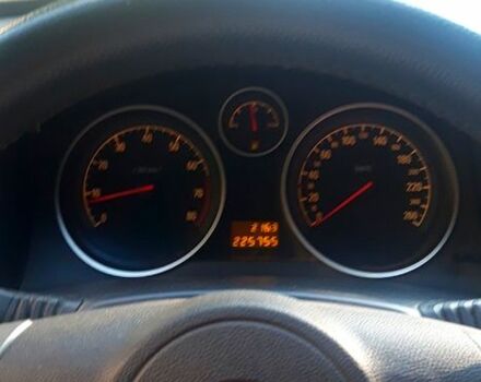 Серый Опель Астра, объемом двигателя 1.6 л и пробегом 229 тыс. км за 5500 $, фото 3 на Automoto.ua