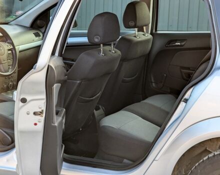 Серый Опель Астра, объемом двигателя 1.6 л и пробегом 246 тыс. км за 4100 $, фото 20 на Automoto.ua