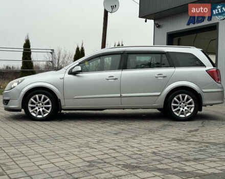 Серый Опель Астра, объемом двигателя 1.6 л и пробегом 215 тыс. км за 4300 $, фото 3 на Automoto.ua