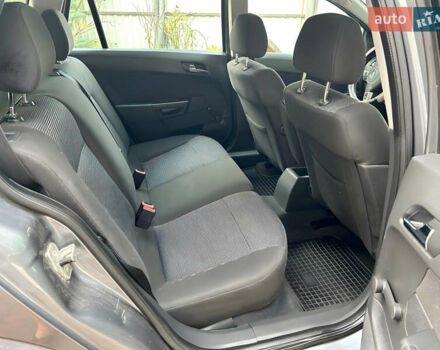 Серый Опель Астра, объемом двигателя 1.6 л и пробегом 238 тыс. км за 6500 $, фото 10 на Automoto.ua