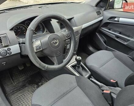 Сірий Опель Астра, об'ємом двигуна 1.6 л та пробігом 252 тис. км за 1700 $, фото 13 на Automoto.ua