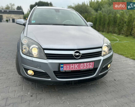 Серый Опель Астра, объемом двигателя 1.8 л и пробегом 210 тыс. км за 4999 $, фото 23 на Automoto.ua