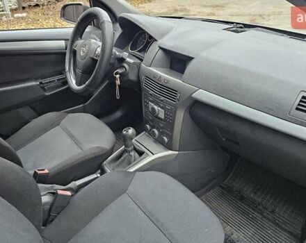 Сірий Опель Астра, об'ємом двигуна 1.6 л та пробігом 252 тис. км за 1700 $, фото 17 на Automoto.ua