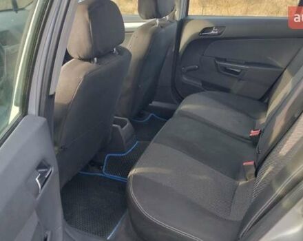 Серый Опель Астра, объемом двигателя 1.6 л и пробегом 199 тыс. км за 4500 $, фото 5 на Automoto.ua