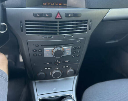 Сірий Опель Астра, об'ємом двигуна 1.8 л та пробігом 211 тис. км за 4999 $, фото 39 на Automoto.ua