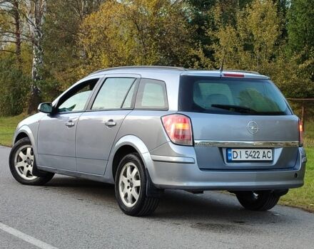 Серый Опель Астра, объемом двигателя 1.2 л и пробегом 250 тыс. км за 3650 $, фото 3 на Automoto.ua