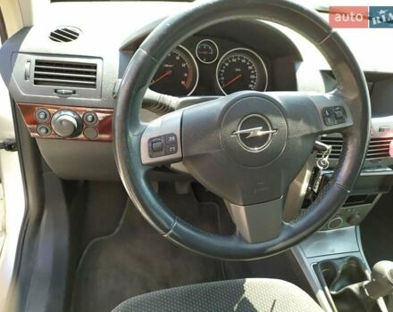 Сірий Опель Астра, об'ємом двигуна 1.6 л та пробігом 223 тис. км за 4750 $, фото 31 на Automoto.ua